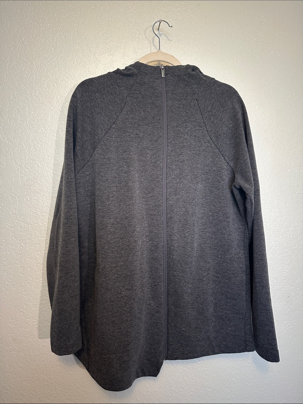 Nau Women's Full-Zip Hooded Fleece Jacket in Charcoal Gray XL